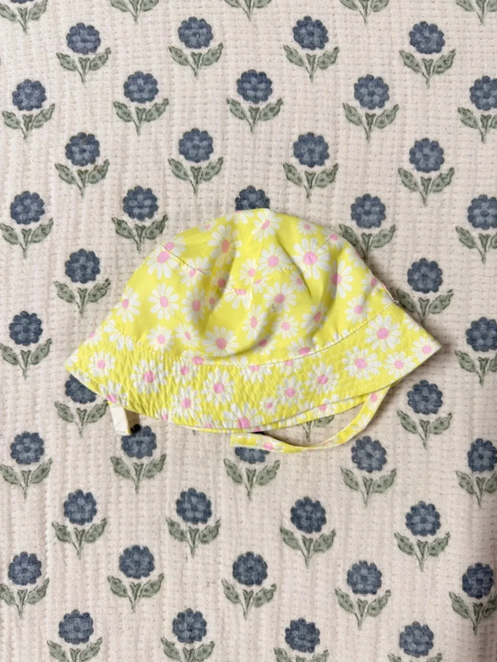 Kids Yellow Daisy Bucket Hat with Chin Straps